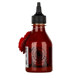 Sriracha Black Out extra csípős chili szósz 200ml